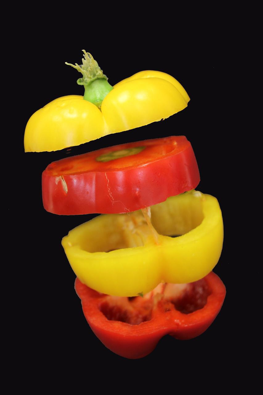 Edited_yellow_and_red_pepper_Easy-Resizecom 
